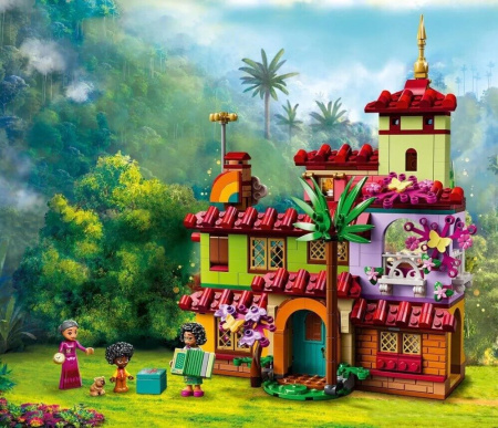 Конструктор 60160 - Дом семьи Мадригал