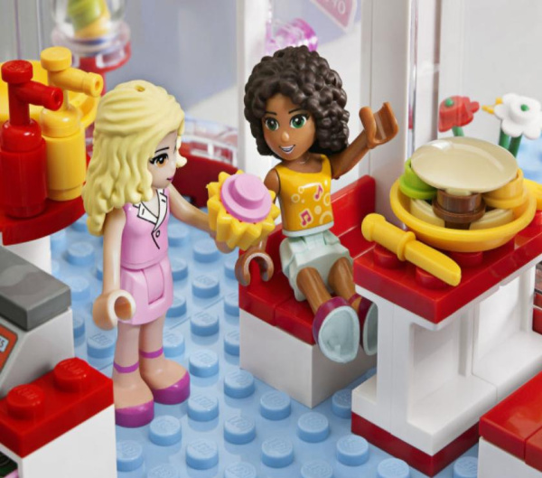 Конструктор Bela 10162 "Кафе в городском парке"