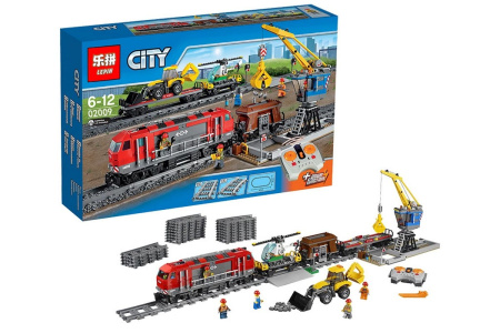 Конструктор Lepin 02009 Грузовой поезд